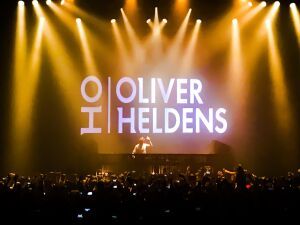 【速報】大阪に引き続き東京も大盛況！Oliver Heldens待望の東京公演を熱気そのままにレポート！