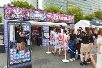ULTRA後にスマートフォンで余韻を楽しもう！Luminesブースを現地からiFLYERレポート！