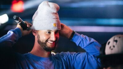 アメリカ出身の DJ / Producer  MAKJ (マックジェイ) 、Tchami (チャミ) のレーベルCONFESSIONからデビュー曲 "Burning Rave" をリリース