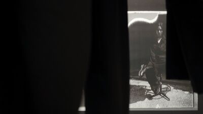 【株式会社ヨウジヤマモト】Y's（ワイズ）表参道に「Y's 1972」プロジェクトをインスタレーション、5月9日月曜日まで