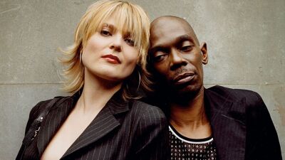 イギリスの伝説的エレクトロニック・ミュージック・バンド Faithless (フェイスレス) が8年ぶりにライブ復帰、故Maxi Jazzへのオマージュ的ショーを予定