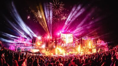 【TOMORROWLAND 2019】ストリーミングを見逃した方も要チェック！Week 2 のライブ動画はこちら