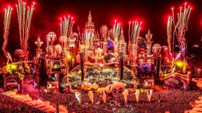 先週末第1週目開催のベルギーのビッグフェス『Tomorrowland 2023』フェスで最もDJにプレイされたトラック上位10曲を発表！