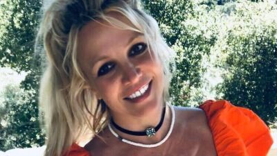 Britney Spears（ブリトニー・スピアーズ）「"成年後見制度" で彼女の仕事を管理する人々（父親ら）が、結婚も子宮内避妊用具を外して赤ちゃんを産むことも許可してくれない」と証言