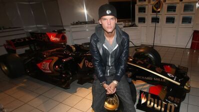 衛星ラジオ番組「SiriusXM」がオンラインフェスを開催、The Chainsmokers（チェインスモーカーズ）がホストを務め、なんとAvicii（アヴィーチー）がラインナップに...!?!?