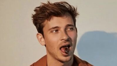 FLUME（フルーム）がバーニングマンのステージ上で女性のお尻を食べる!?