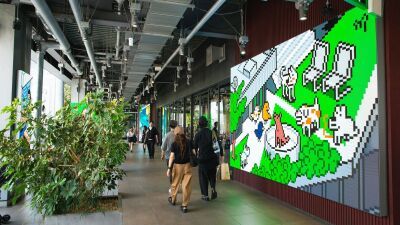 渋谷ミヤシタパークに全58面のピクセルアートが展示される文化プロジェクト「PIXEL LAYERED」が始動、第一弾として6月17日から重田佑介の映像作品が登場