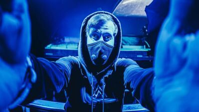 Alan Walker (アラン・ウォーカー)、格闘ゲーム『Fatal Fury: City of the Wolves』シーズン2サウンドトラックに参加、"Pain" リリース