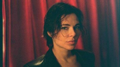 "親プーチン派" であると批判されたロシアのテクノアーティストのNina Kraviz（ニーナ・クラビッツ）本人とTrip Recordingsレーベルマネージャーがそれに対して反論