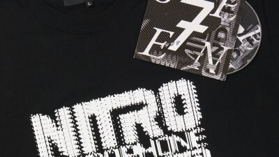 【NITRO MICROPHONE UNDERGROUND】ジャケットデザインにコラージュアーティスト 河村康輔を起用した12年ぶりのフルアルバム『SE7EN』CD付きTシャツを発売！