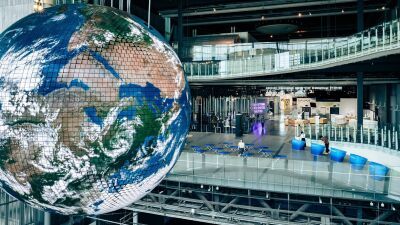 日本科学未来館、10月1日から約半年間休館へ…来春4月23日リニューアルオープン予定、新たな展示やドーム作品を公開、レストランなどサービス刷新