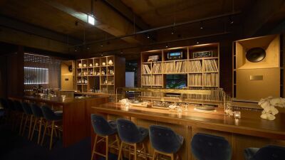 ⼤沢伸⼀がプロデュースに名を連ねる近代ミュージックバーの2号店「GINZA MUSIC BAR KYOTO」が京都・四条⽊屋町にオープン