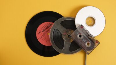 「Ableton Live」等を開発・販売するドイツAbleton社の共同設立者 "レコードの方がCDより環境に大きな害を与える" ため「もうレコード盤でリリースしない。CDにする」と発言