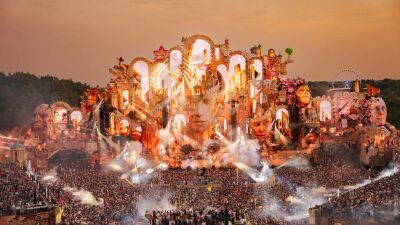 ベルギー発フェス「Tomorrowland」が先日開催の『Tomorrowland Belgium 2026』公式アフタームービーを早くも公開