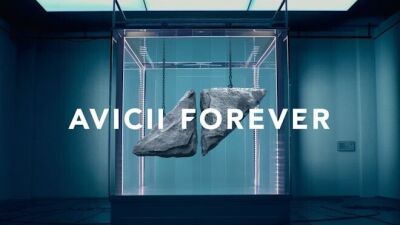 Avicii (アヴィーチー) のベスト盤を空間オーディオ/Dolby Atmosで体験！ 東京・御茶ノ水開催の試聴会が抽選で20名に当たる！ノベルティステッカーやTシャツプレゼントも
