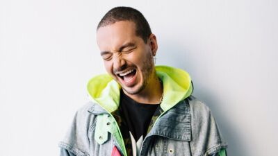 今 Drake を抜きSPOTIFYで世界で最も聴かれているアーティストは、あの【ラテン男】！！