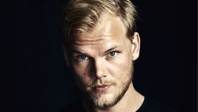 【2020 BILLBOARD MUSIC AWARDS（2020 ビルボード・ミュージック・アワード）】にDJ Snake、Illenium らと並んで故・AVICII が2部門にノミネート