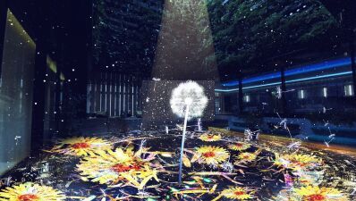ラグジュアリー・ライフスタイルホテル「W Osaka」にネイキッドの光のアートプロジェクト「DANDELION PROJECT」が登場！ 更にクリスマス限定の演出も!!　〜12月25日まで