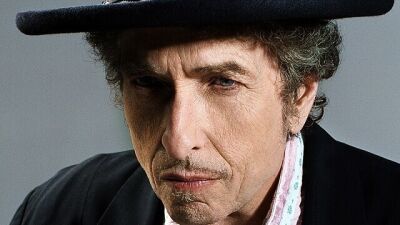 アメリカのTV番組では始終無言で新たな伝説を残したお騒がせボブ・ディラン、新作邦画【７つの会議】へ楽曲提供！