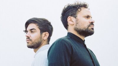 Tale Of Us (テイル・オブ・アス) 、この秋、デュオ初となるコロラド州のアイコニックなベニュー『RED ROCKS』での公演開催が決定