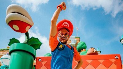 マリオガチ勢のZedd（ゼッド）、スーパー・ニンテンドー・ワールドでマリオになりきる ＆ ULTRA JAPANのMartin Garrix（マーティン・ギャリックス）ステージで照明担当になりきる