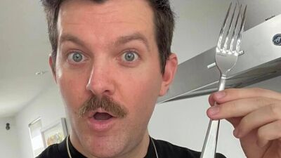 Dillon Francis（ディロン・フランシス）のちょっといい話！最新アルバム第1弾シングルのジャケット写真はおばあちゃんと今は亡きおじいちゃんとのラブラブ写真でおばあちゃん超感激……【動画有り】