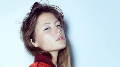 テクノ・クイーンCharlotte de Witte（シャーロット・デ・ウィッテ）、自身のKNTXT（コンテクスト）ブランドから若手新進アーティストのためのサブレーベルを立ち上げ