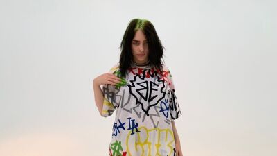 ビリー・アイリッシュがインタビューでニュー・アルバムについて語る！ 今年のリリースはなし!?
