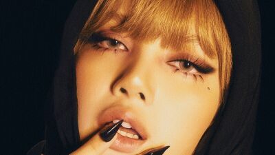グローバルな活躍が加速する世界的アイコンLISA (リサ) が待望のソロ・デビュー・アルバム『Alter Ego』を2月28日 (金) 発売決定、日本盤CDはスペシャル仕様に！