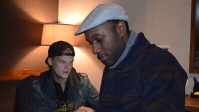Avicii（アヴィーチー）の死から4年…Aloe Blacc（アロー・ブラック）がAvicii への追悼として中国語、スペイン語、英語の3カ国語で「Wake Me Up」を披露
