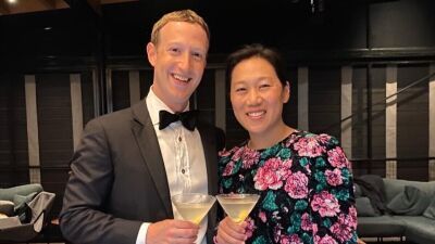 米Meta社 (Facebook / Instagram) CEOのマーク・ザッカーバーグとT-PainがLil Jon「Get Low」のアコースティック・デュエットをリリース