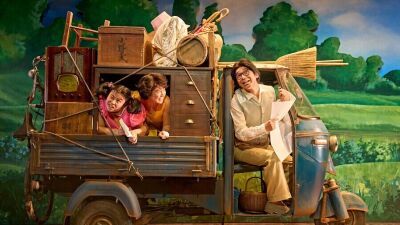 「となりのトトロ」の舞台が、英国の権威ある演劇賞「WhatsOnStage Awards」にて最優秀演出賞など最多の5冠に輝く…!!