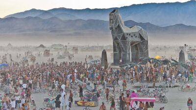 アメリカ・ネバダ州の砂漠で開催される奇祭フェス『Burning Man (バーニング・マン）』の舞台裏に迫るドキュメンタリー『The Man Will Burn』が米HBOにて放送