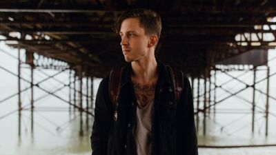 Ekali（エカリ）彼女にプロポーズ、婚約へ！