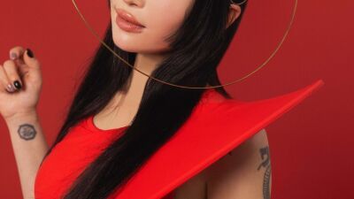 999999999 (ナイン・タイムズ・ナイン) とMarie Vaunt (マリー・ヴォーント) がタッグを組みアシッド・テクノ・トラック "I Got Acid" を発表