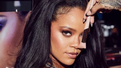 Rihanna（リアーナ）が地球上で一番リッチな女性アーティストに