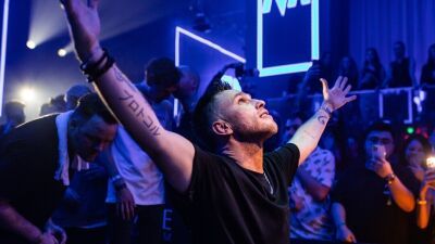 Nicky Romero（ニッキー・ロメロ）、今夏のフェスシーズンにバッチリなファン待望のバンガー "Turn Off The Lights" をリリース