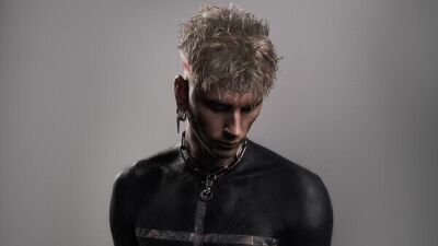 Machine Gun Kelly (マシン・ガン・ケリー ) 、米・ビッグフェスCoachellaから「何らかの理由」でBANされていたため一度も行ったことがないと明かす