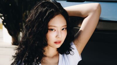 BLACKPINK (ブラックピンク) メンバーのスーパースターJENNIE (ジェニー) 、ファン待望のニュー・シングル "Mantra" リリース、ミュージック・ビデオも同時公開！