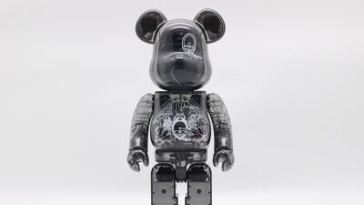 初来日から50周年！QUEEN × メディコム・トイのコラボで世界初となるミュージシャン・モデルの "BE@RBRICK スピーカー" 発売！本日9月10日21時10分より予約開始