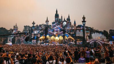 【動画まとめ】先週末開催された『Tomorrowland Brasil 2024』、Axwell (アックスウェル) 、Hardwell (ハードウェル) らのセットが早くもYouTubeにアップ！