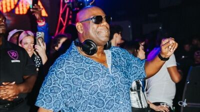 Carl Cox (カール・コックス) 、イビザの最新クラブ [UNVRS] にて披露した7時間セット、立体音響を体験できるApple MusicのSpatial Audio方式で独占配信
