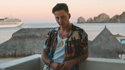 Ekali（エカリ）の写真が無断で出会い系サイトのプロフィール写真に使用される