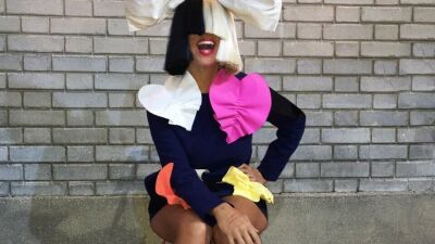 Billboard Music Awardsの3部門にノミネート！今年も躍進するSiaが様々なアーティストとコラボ。