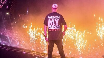 ULTRA JAPAN出演のDJ Snake、原宿でポップアップストア＆ミーグリ開催、Mizunoとの限定コラボ商品も！