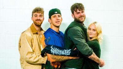 The Chainsmokers (ザ・チェインスモーカーズ) 、Illenium (イレニアム) とタッグを組んだ今月2曲目の最新シングル「See You Again」配信スタート、同曲のMVも解禁