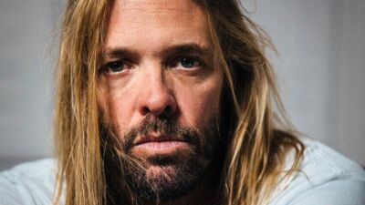 Foo Fighters（フー・ファイターズ）のドラマー Taylor Hawkins（テイラー・ホーキンス）が逝去、死因は公表されず