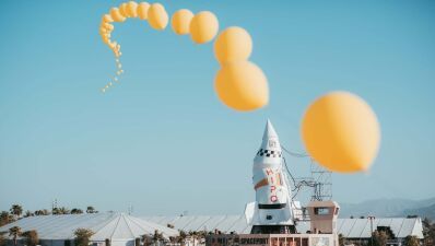「Coachella（コーチェラ）」等を運営するアメリカの世界的なスポーツ・音楽エンターテイメント企業『AEG』が運営する全てのフェスティバルにおいて新型コロナワクチン接種証明書の提示が必須に