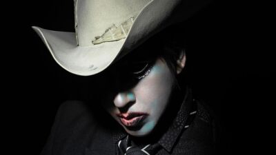 あのキャラは演出ではなくリアルだった……!?!? 裁判中のMarilyn Manson（マリリン・マンソン）による被害者たちへの精神的・性的・身体的虐待が膨大な件数 ＆ 内容がエグ過ぎてドン引きレベル