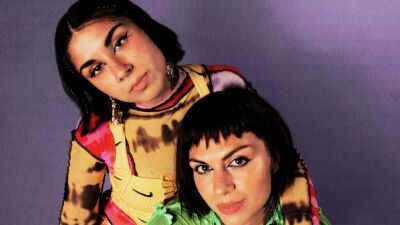 姉妹デュオKrewella（クルウェラ）、約2年ぶり3枚目となるスタジオ・アルバム「The Body Never Lies」を2022年3月4日にリリース決定！